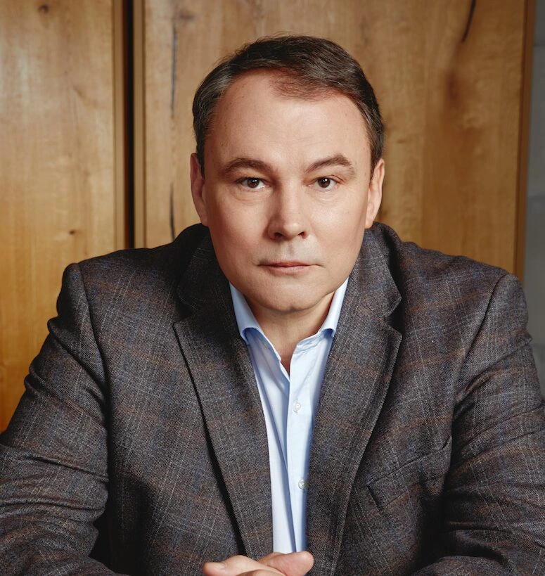 Пётр Толстой