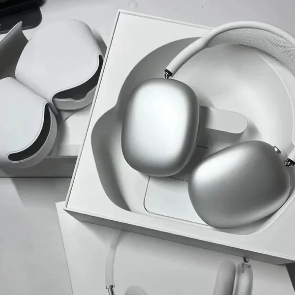 AirPods Max комплектация