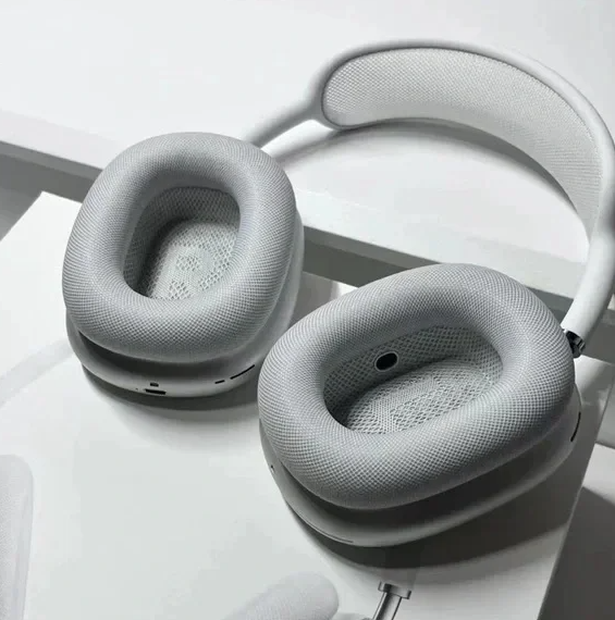 AirPods Max — Серый